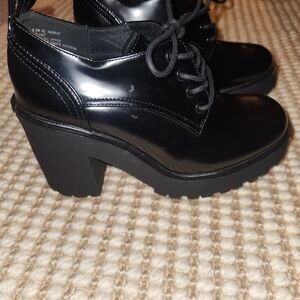 Black Chunky Heel Women's Classy Casual Lace Up Shoes